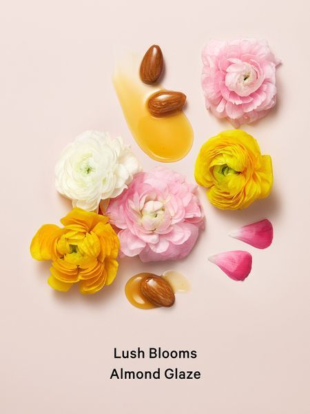 Victoria's Secret Парфумований лосьйон для тіла з шиммером Velvet Petals  3963554 фото